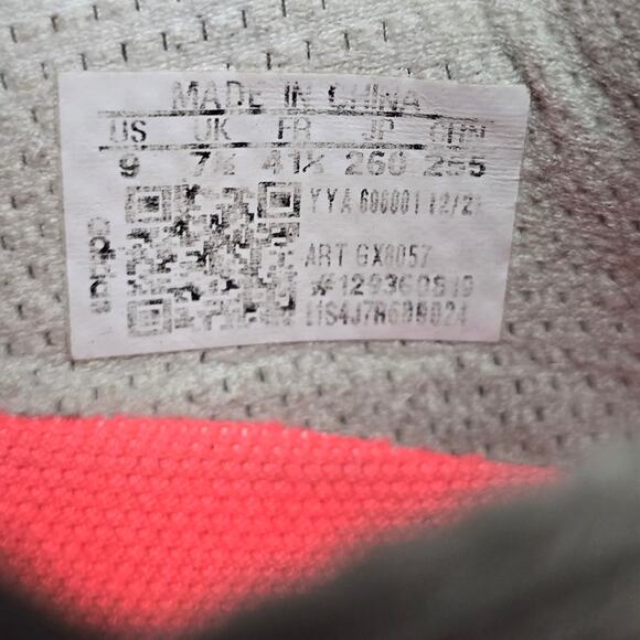 Adidas Ultra Boost Continental Natural Performance Athletic Running Shoes - Picture 9 of 12